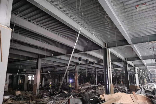 鋼結(jié)構(gòu)倉(cāng)庫(kù)